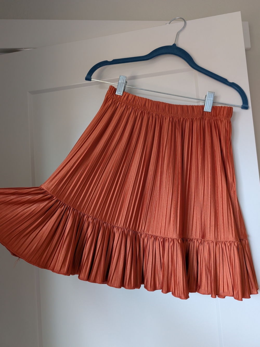 Zara Pleated Ruffle Hem Women's Skirt - Metallic Copper-Orange